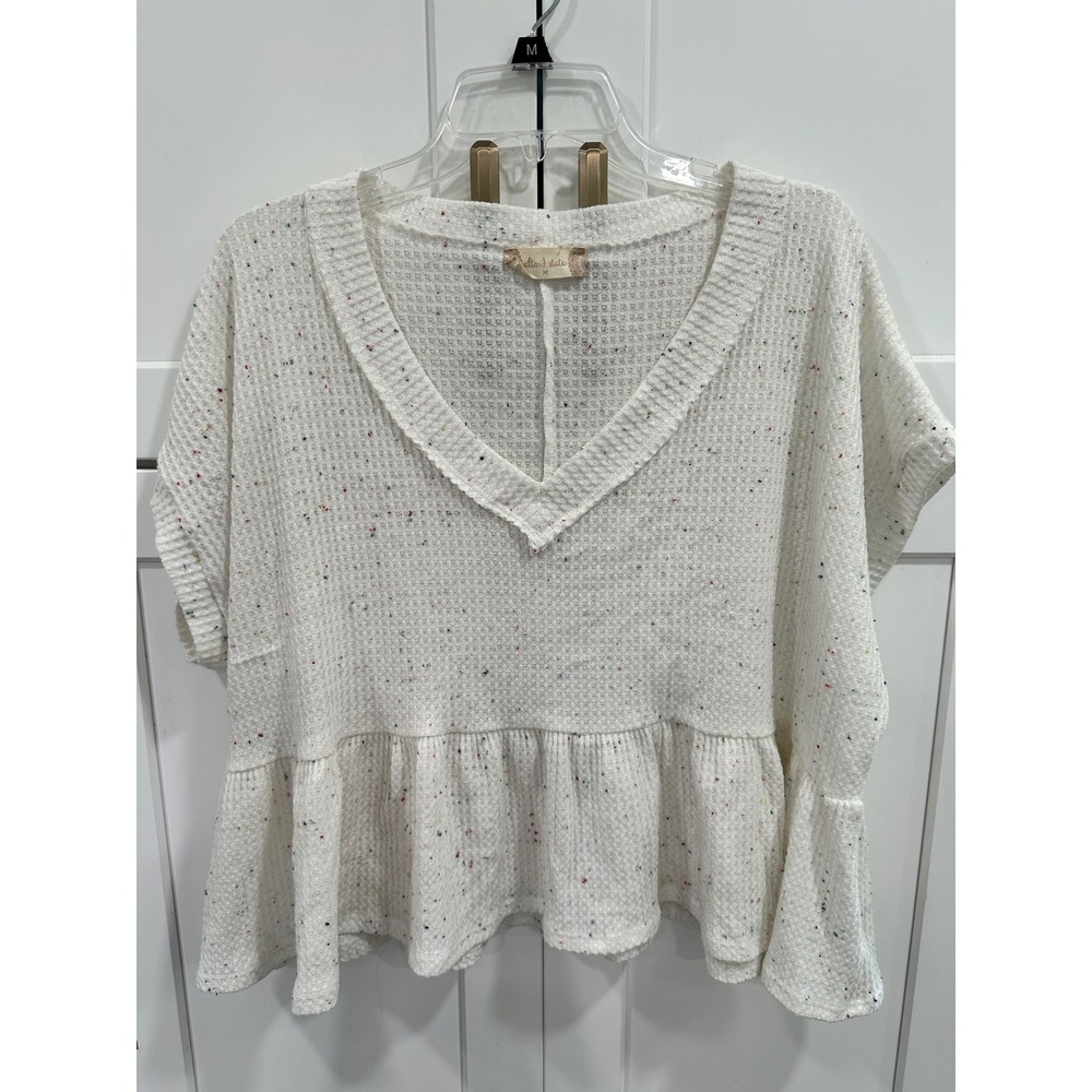 Altar'd State Womens White Confetti Waffle Knit Babydoll Peplum Top Medium
